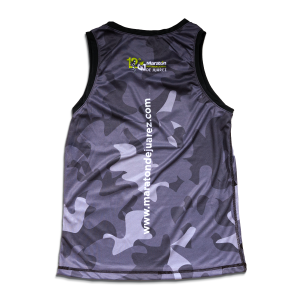 Playera de tirantes gris, doceava edición del maratón